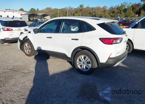 2021 Ford Escape S из США, поврежденный, VIN 1FMCU0F67MUA30006